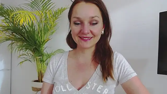 AliciaDesire online show from 18, 3, 2025