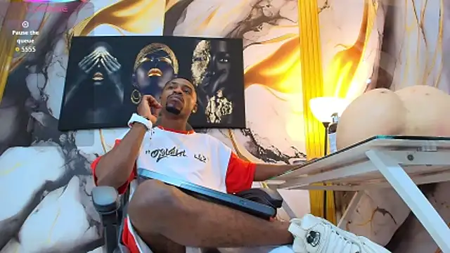 Snapshot of Thomas_shelbys chatting on 28, 2, 2026 Thomas shelbys online show from 28, 2, 2026