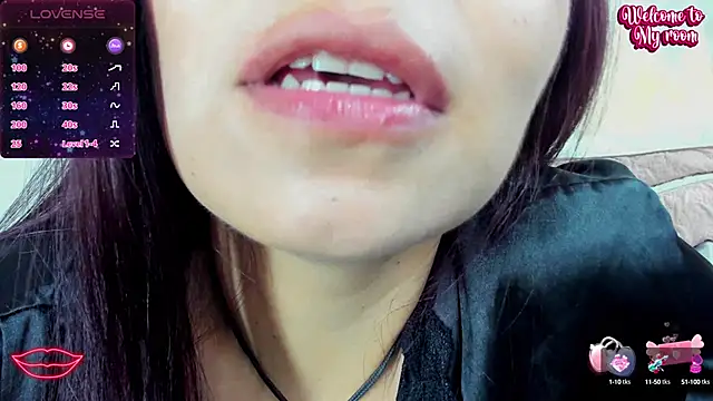 Snapshot of Sofia_Walke1 chatting on 9, 2, 2025 Sofia Walke1 online show from 9, 2, 2025