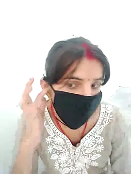 Snapshot of Ritu-0143 chatting on 5, 7, 2026 Ritu-0143 online show from 5, 7, 2026