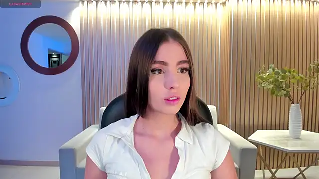 DolcieElliot online show from 21, 12, 2024