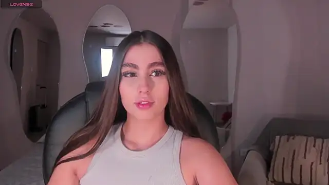 DolcieElliot online show from 16, 2, 2025