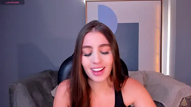 DolcieElliot online show from 3, 3, 2025