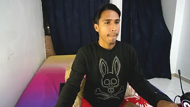 Snapshot of michaelhotbbc chatting on 4, 2, 2026 michaelhotbbc online show from 4, 2, 2026