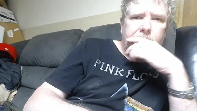 Snapshot of BrisonChase chatting on 15, 7, 2026 BrisonChase online show from 15, 7, 2026