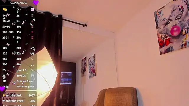 Vahiolet smith online show from 31, 1, 2025