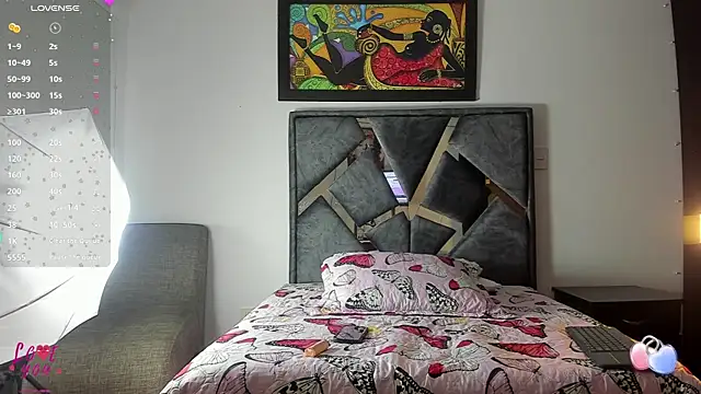 Vahiolet smith online show from 4, 11, 2025