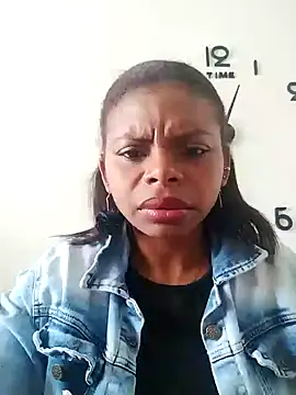 Snapshot of Lizeth_rey1 chatting on 2, 2, 2025 Lizeth rey1 online show from 2, 2, 2025