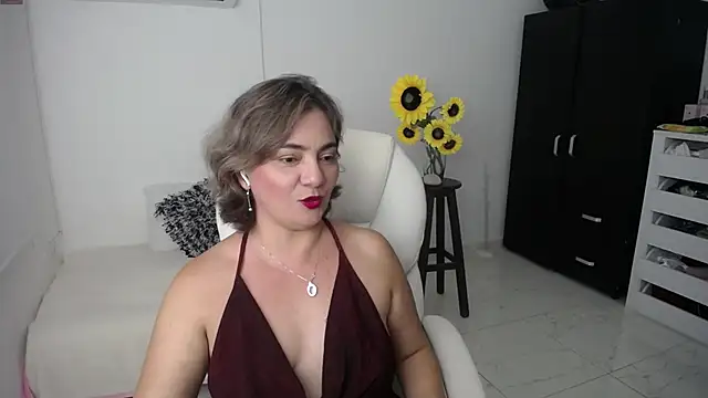 Ghada milf online show from 3, 3, 2025