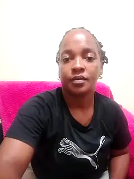 Snapshot of Amberbela chatting on 7, 11, 2025 Amberbela online show from 7, 11, 2025