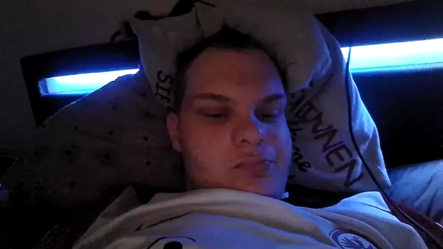 Nicolasjlhkjzl online show from 12, 4, 2026