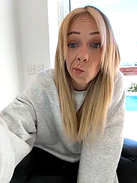 Snapshot of Lexa_xoxo chatting on 25, 2, 2026 Lexa xoxo online show from 25, 2, 2026