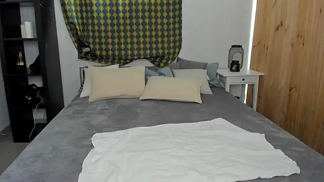 Snapshot of Kendra_SXY chatting on 15, 11, 2025 Kendra SXY online show from 15, 11, 2025