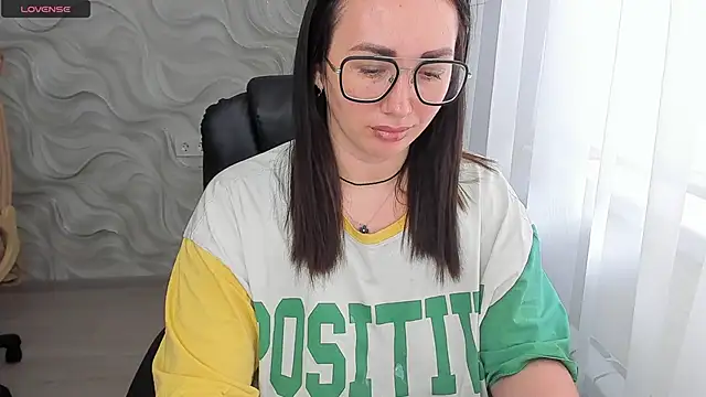 Snapshot of Kendra_SXY chatting on 22, 11, 2025 Kendra SXY online show from 22, 11, 2025