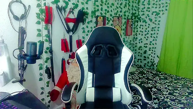 Snapshot of Andy_gray chatting on 3, 12, 2025 Andy gray online show from 3, 12, 2025