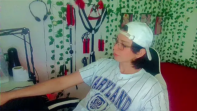 Snapshot of Andy_gray chatting on 29, 4, 2026 Andy gray online show from 29, 4, 2026
