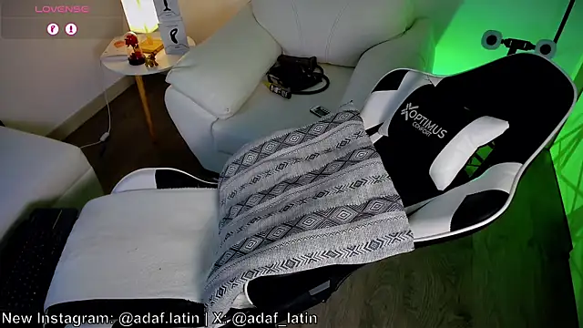 dafboy1 online show from 15, 7, 2026