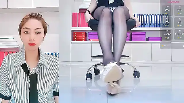 Aster Hoa online show from 10, 2, 2026