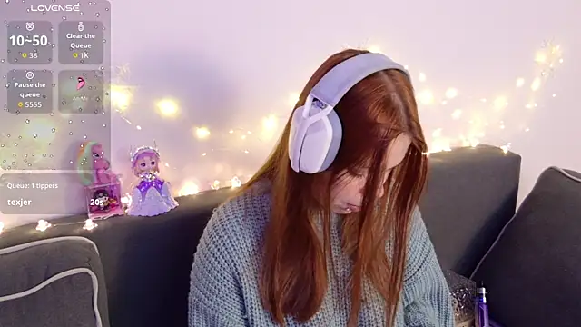 Snapshot of ValBae chatting on 8, 1, 2026 ValBae online show from 8, 1, 2026