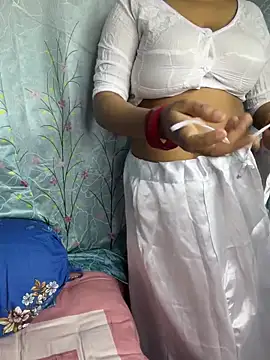 Snapshot of Monabby97 chatting on 13, 4, 2026 Monabby97 online show from 13, 4, 2026