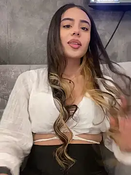 Snapshot of AbyThompson chatting on 29, 1, 2025 AbyThompson online show from 29, 1, 2025