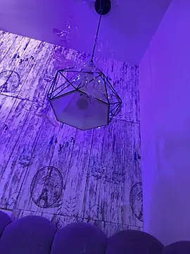 AbyThompson online show from 15, 12, 2025