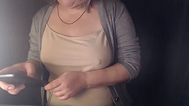 1BECHA1 online show from 29, 11, 2025