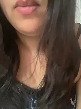 yassminsexy22 online show from 26, 10, 2025