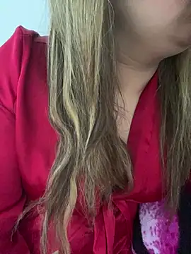 Snapshot of yassminsexy22 chatting on 19, 5, 2026 yassminsexy22 online show from 19, 5, 2026