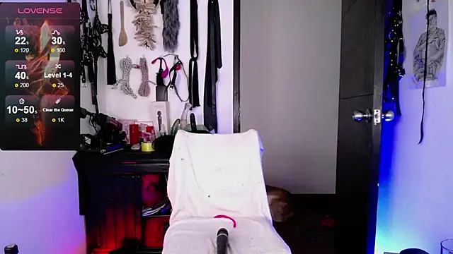 akinoro  online show from 18, 1, 2025