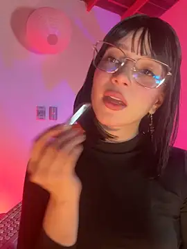 Snapshot of sweeet_peach chatting on 18, 3, 2026 sweeet peach online show from 18, 3, 2026