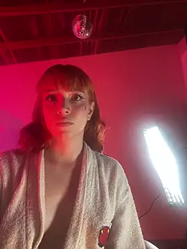 Snapshot of sweeet_peach chatting on 13, 4, 2026 sweeet peach online show from 13, 4, 2026