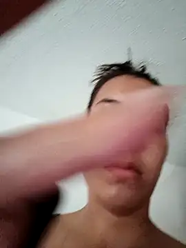 Bonny Klote online show from 2, 2, 2025