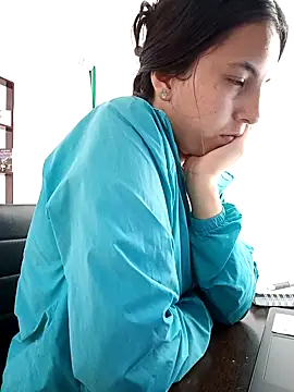 Bonny Klote online show from 5, 3, 2025