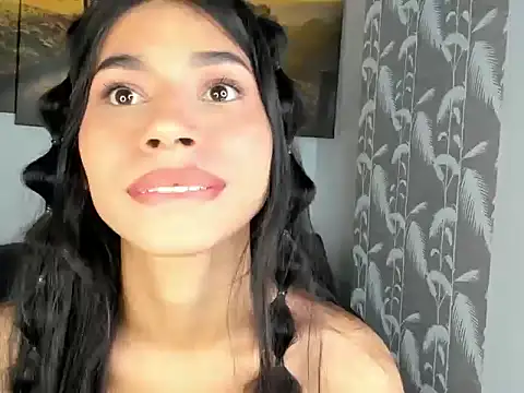  violetadulce online show from 4, 1, 2025