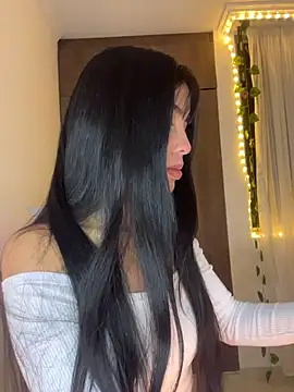 Snapshot of lina_pink chatting on 8, 2, 2026 lina pink online show from 8, 2, 2026