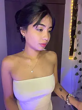 Snapshot of lina_pink chatting on 3, 4, 2026 lina pink online show from 3, 4, 2026