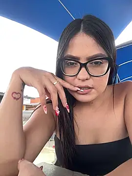 Snapshot of Karla-sexy01 chatting on 23, 2, 2025 Karla-sexy01 online show from 23, 2, 2025