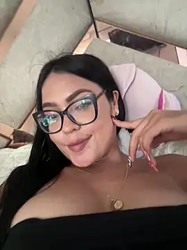 Snapshot of Karla-sexy01 chatting on 21, 10, 2025 Karla-sexy01 online show from 21, 10, 2025