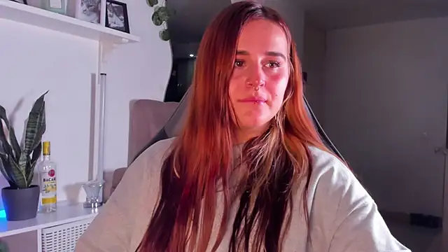 Snapshot of evy_orange1 chatting on 10, 2, 2026 evy orange1 online show from 10, 2, 2026