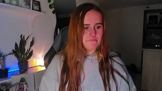 Snapshot of evy_orange1 chatting on 20, 2, 2026 evy orange1 online show from 20, 2, 2026