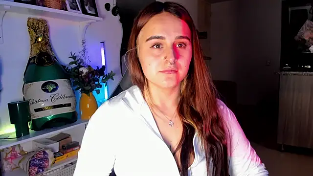 Snapshot of evy_orange1 chatting on 20, 3, 2026 evy orange1 online show from 20, 3, 2026