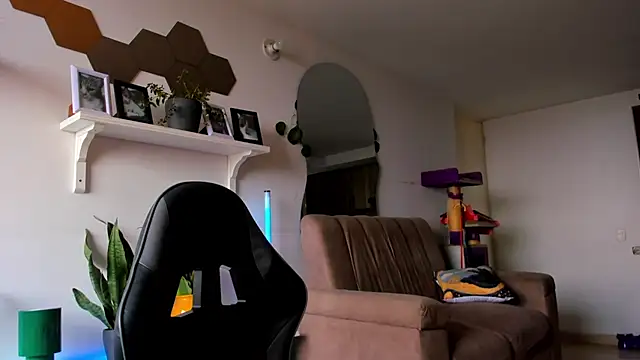 Snapshot of evy_orange1 chatting on 26, 3, 2026 evy orange1 online show from 26, 3, 2026