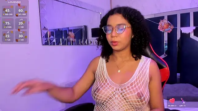 Snapshot of MilaHall_ chatting on 28, 9, 2025 MilaHall online show from 28, 9, 2025