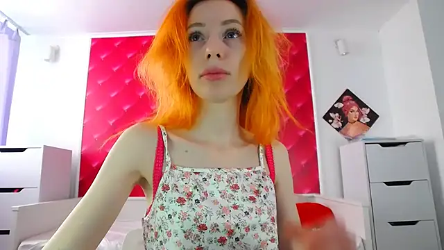 Snapshot of BarbieGoddess chatting on 5, 1, 2025 BarbieGoddess online show from 5, 1, 2025
