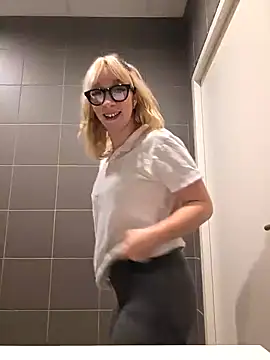 Giuliana baby online show from 4, 2, 2025