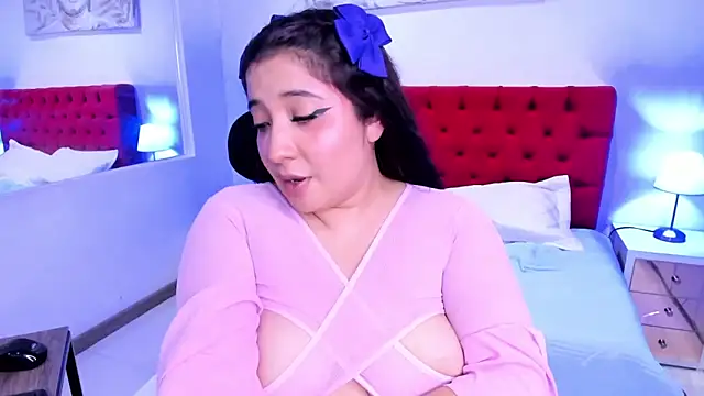 Snapshot of Emma_monserrat chatting on 6, 3, 2025 Emma monserrat online show from 6, 3, 2025