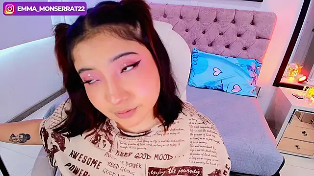 Snapshot of Emma_monserrat chatting on 19, 9, 2025 Emma monserrat online show from 19, 9, 2025