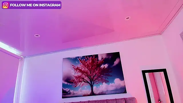 Snapshot of Emma_monserrat chatting on 29, 9, 2025 Emma monserrat online show from 29, 9, 2025