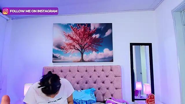 Snapshot of Emma_monserrat chatting on 22, 11, 2025 Emma monserrat online show from 22, 11, 2025